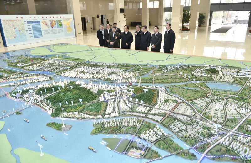 李克強(qiáng)寄望廣東自貿(mào)區(qū)爭(zhēng)創(chuàng)審批“特區(qū)速度”