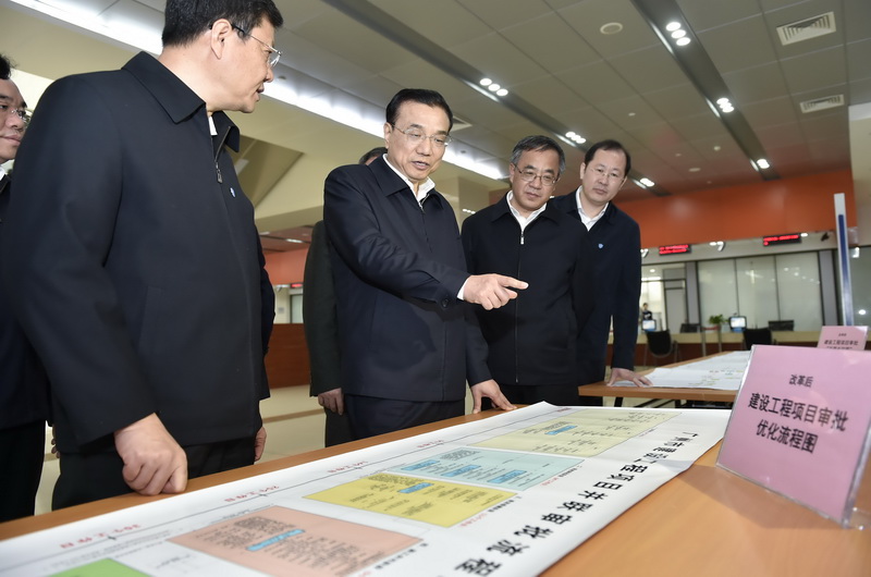 李克強(qiáng)寄望廣東自貿(mào)區(qū)爭(zhēng)創(chuàng)審批“特區(qū)速度”