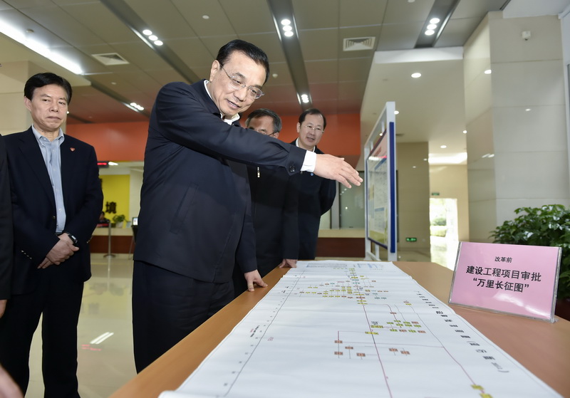 李克強(qiáng)寄望廣東自貿(mào)區(qū)爭(zhēng)創(chuàng)審批“特區(qū)速度”