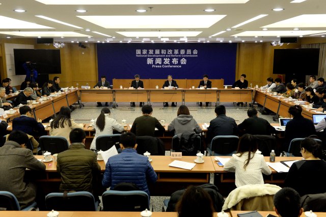 國(guó)家發(fā)展改革委和國(guó)家工商總局聯(lián)合解讀《失信企業(yè)協(xié)同監(jiān)管和聯(lián)合懲戒合作備忘錄》4