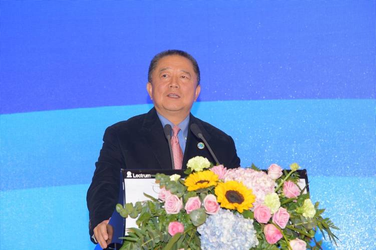 河南省外商投資企業(yè)協(xié)會第五屆會員大會成功召開胡葆森當(dāng)選為新一屆會長